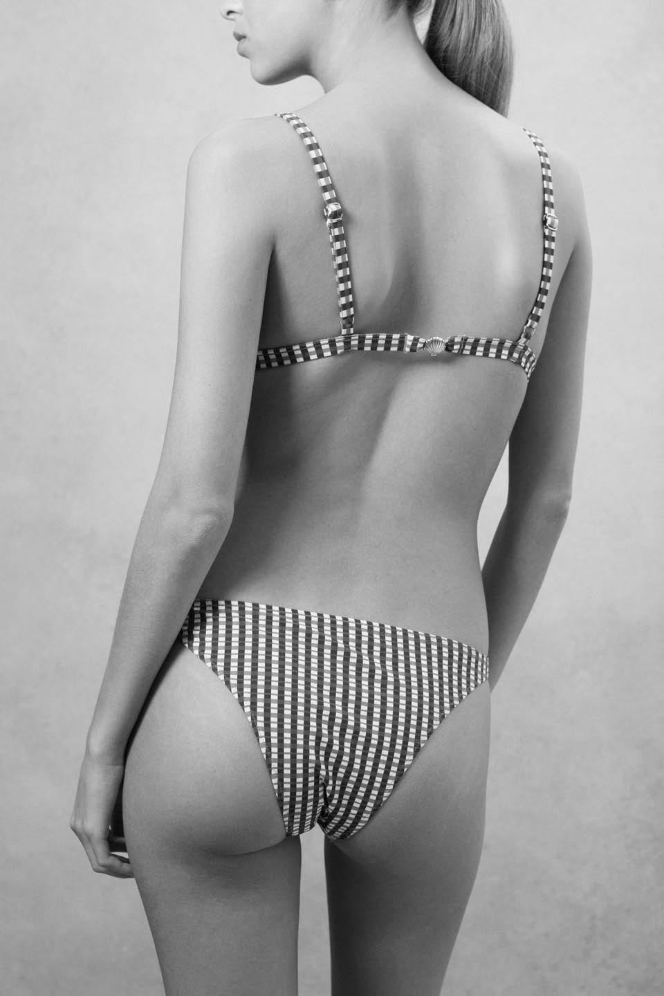 coco blush check bottom